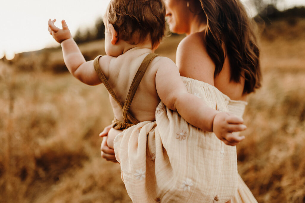 The soft, precious rolls of a chunky toddler's back and arms are captured by a Vancouver Washington Photographer