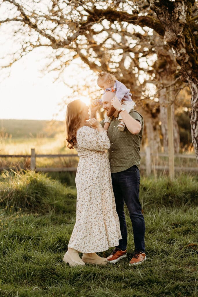 Toddler maternity session near Vancouver Wa